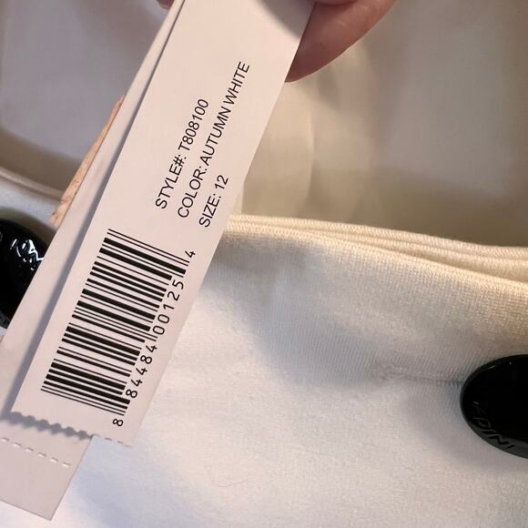 Adrienne Vittadini Double Breasted Crop Jacket Size 12 Autumn White Pockets NWT - Picture 8 of 8